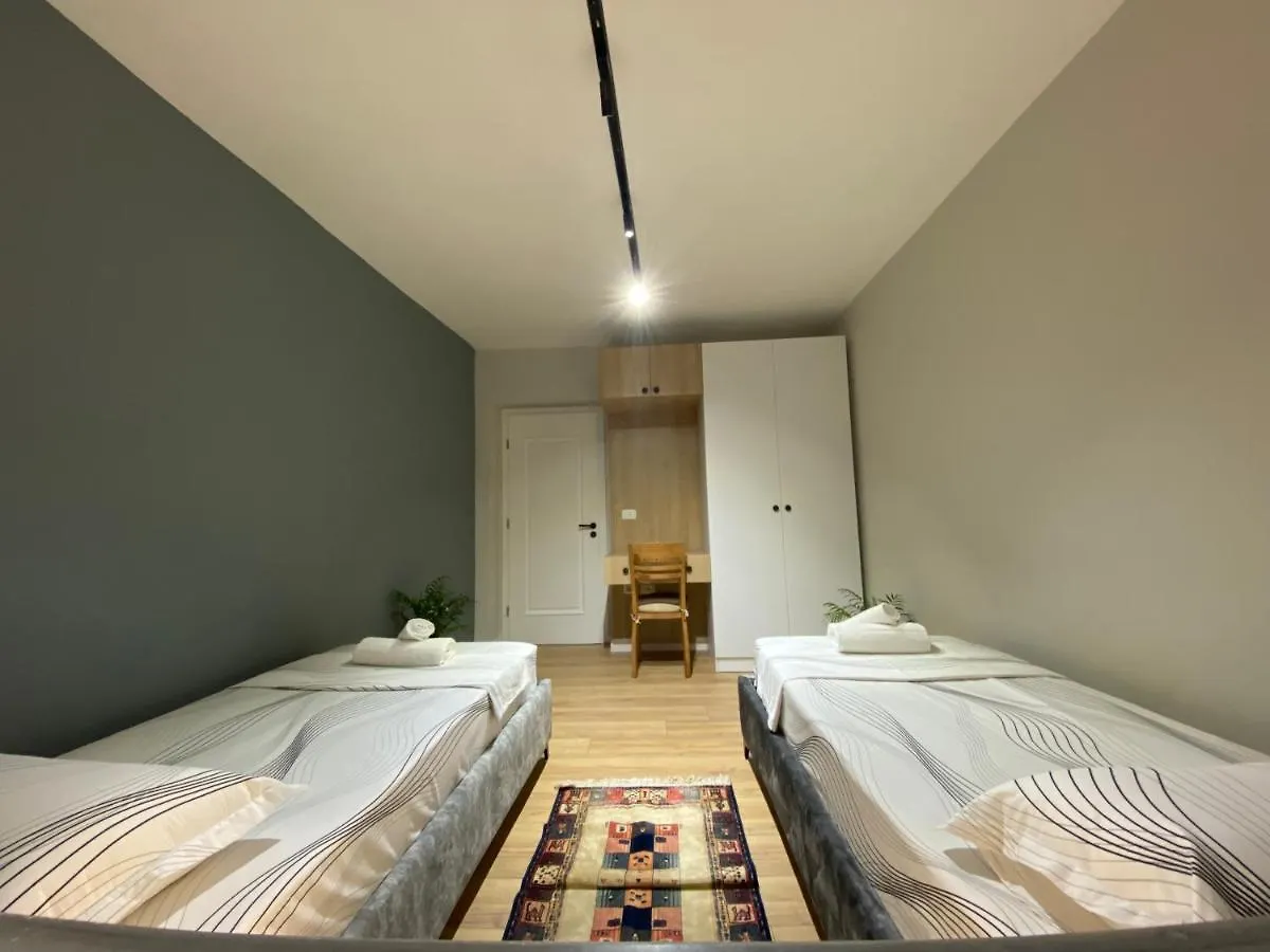 Lucas Downtown Apartment Tirana