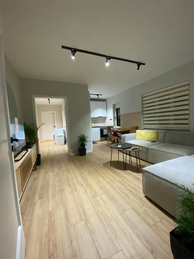 Lucas Downtown Apartment Tirana